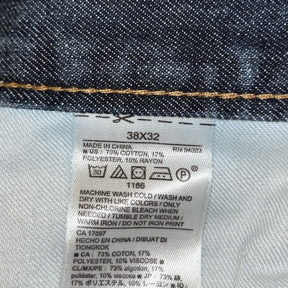 Old Navy Regular Fit Ladies Jeans 38/32 - Picture 4 of 4